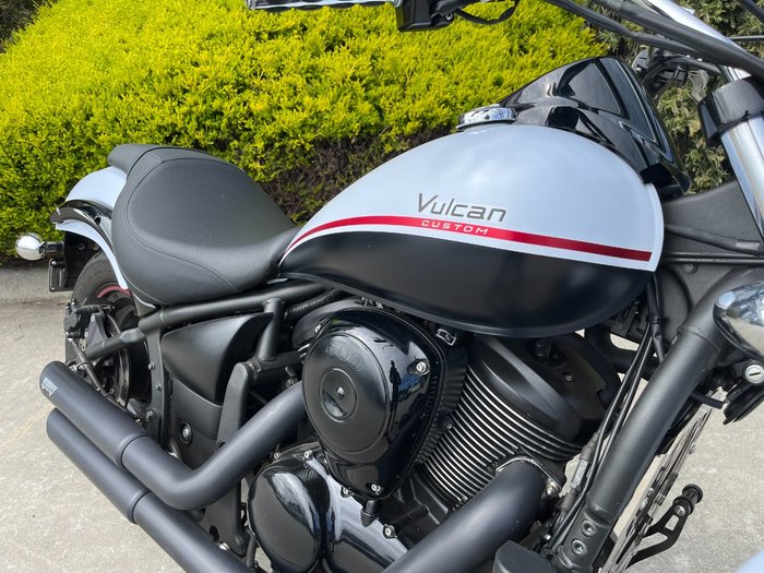 2012 Kawasaki VULCAN 900 CUSTOM White