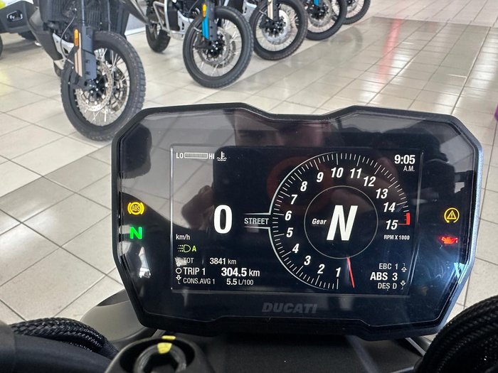 2022 Ducati Streetfighter V4 SP Streetfighter Black