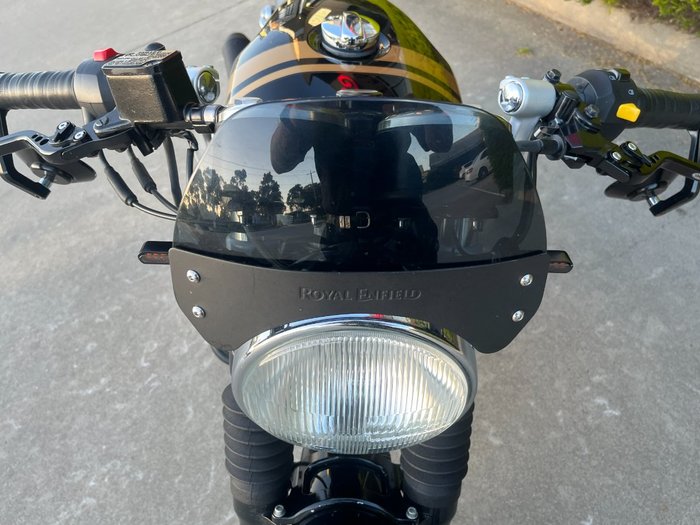 2019 Royal Enfield INTERCEPTOR 650 CLASSIC Black