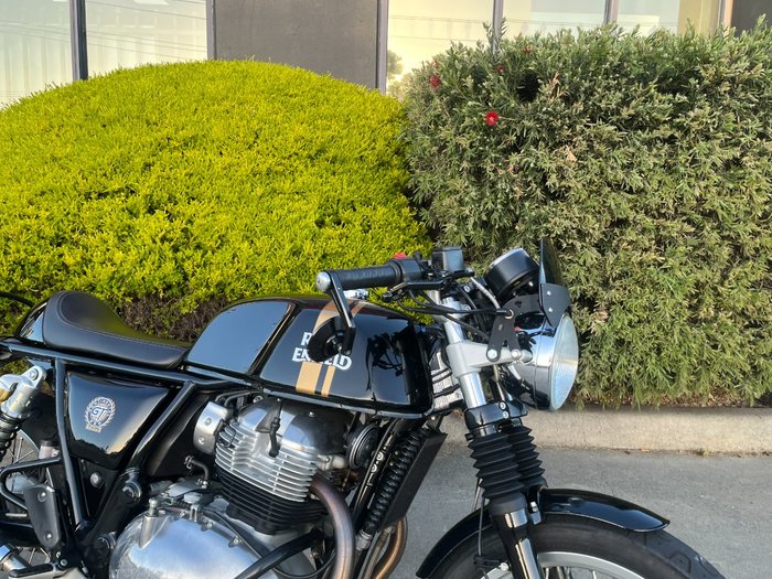 2019 Royal Enfield INTERCEPTOR 650 CLASSIC Black