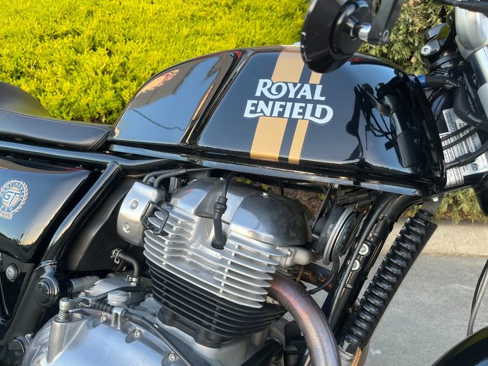 2019 Royal Enfield INTERCEPTOR 650 CLASSIC Black
