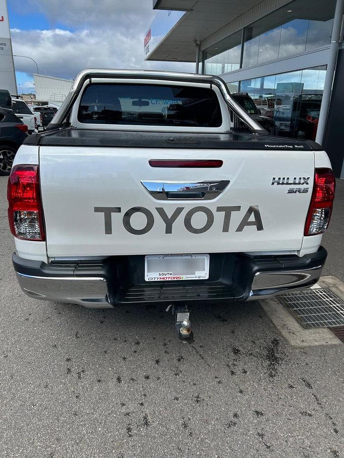 2017 Toyota Hilux SR5