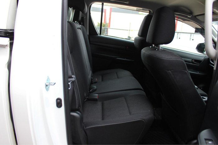 2024 Toyota Hilux SR 48V GUN126R 4X4 Dual Range Glacier White