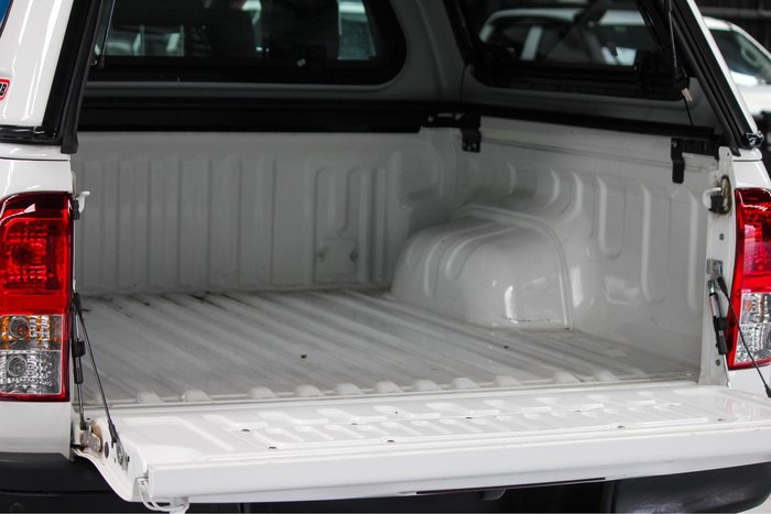 2024 Toyota Hilux SR 48V GUN126R 4X4 Dual Range Glacier White