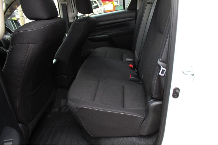 2024 Toyota Hilux SR 48V GUN126R 4X4 Dual Range Glacier White