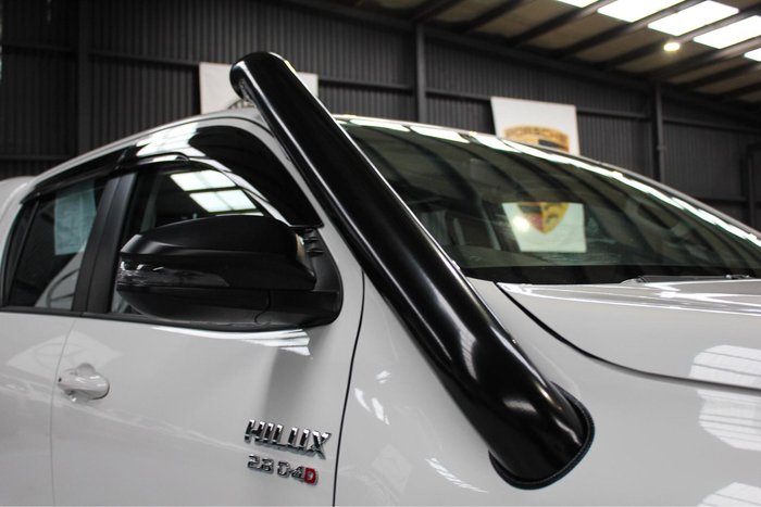 2024 Toyota Hilux SR 48V GUN126R 4X4 Dual Range Glacier White