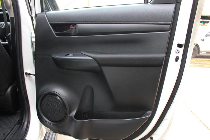 2024 Toyota Hilux SR 48V GUN126R 4X4 Dual Range Glacier White