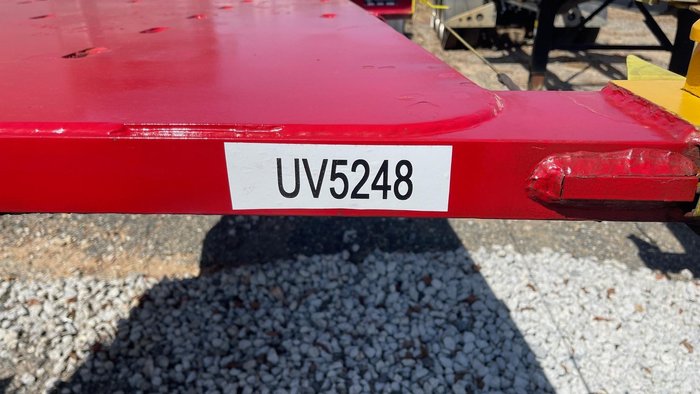 2014 Vawdrey 40' Skeletal Trailer Red