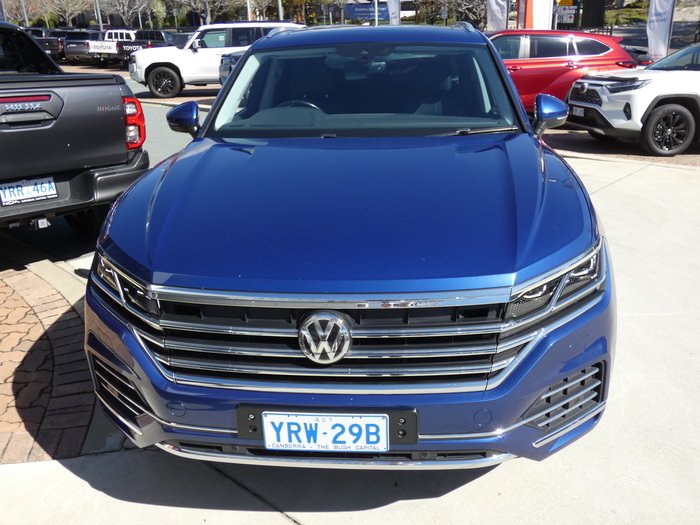 2019 Volkswagen Touareg 190TDI Launch Edition