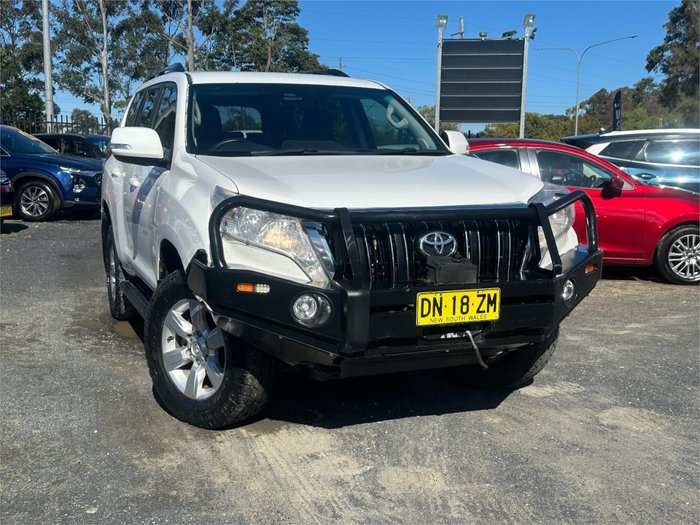 2016 TOYOTA LANDCRUISER