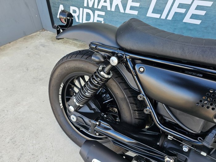 2017 MOTO GUZZI V9 BOBBER GREY