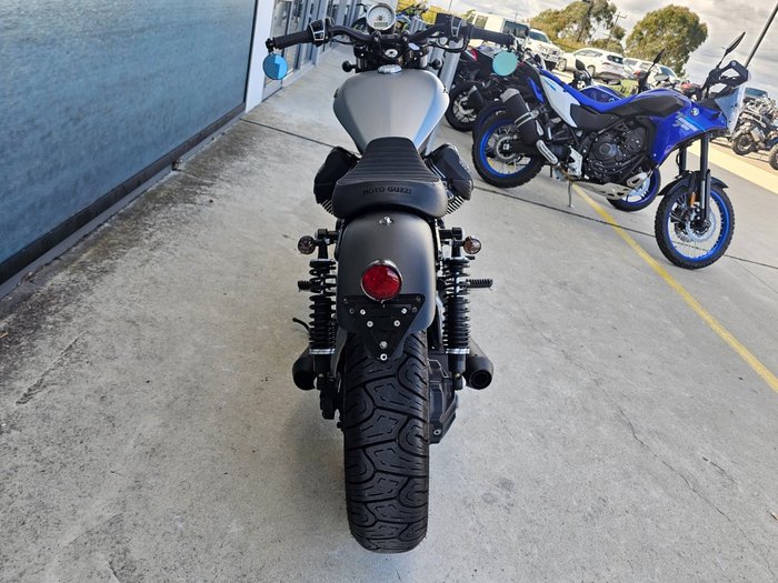 2017 MOTO GUZZI V9 BOBBER GREY