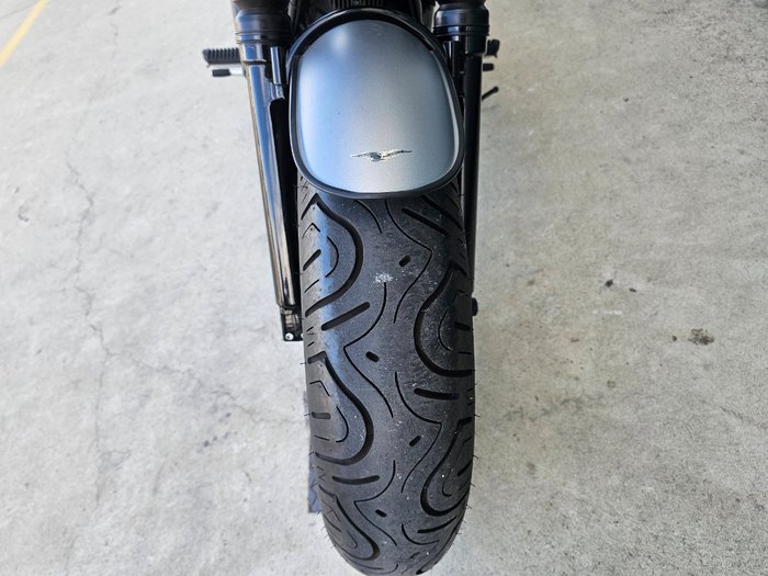 2017 MOTO GUZZI V9 BOBBER GREY