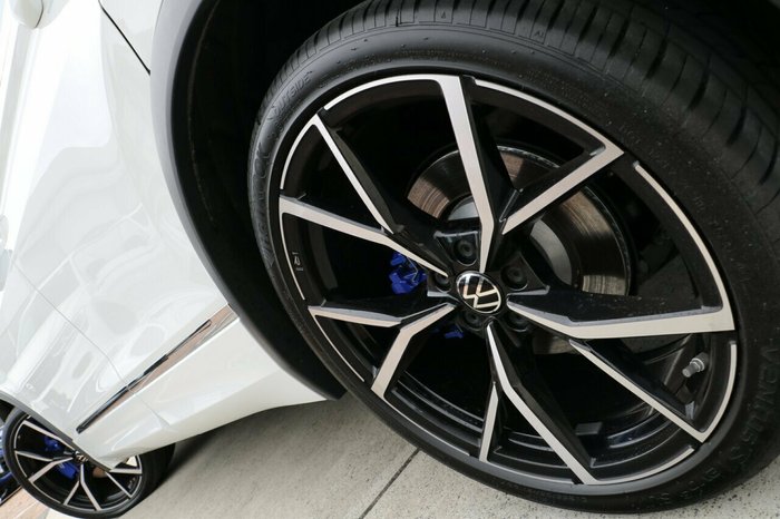 2024 Volkswagen Tiguan R