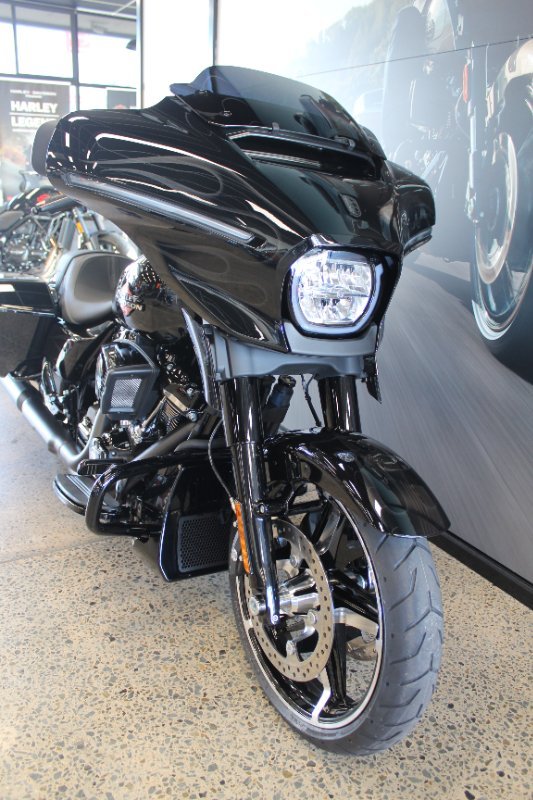2025 Harley-davidson FLHX STREET GLIDE (117) MIDNIGHT FIRESTORM
