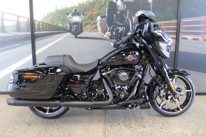 2025 Harley-davidson FLHX STREET GLIDE (117) MIDNIGHT FIRESTORM