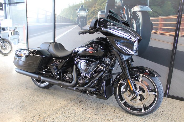 2025 Harley-davidson FLHX STREET GLIDE (117) MIDNIGHT FIRESTORM