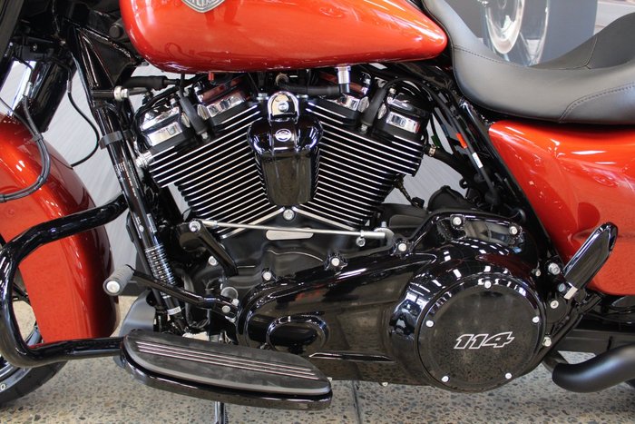 2025 Harley-davidson FLHRXS ROAD KING SPECIAL WHISKEY FIRE