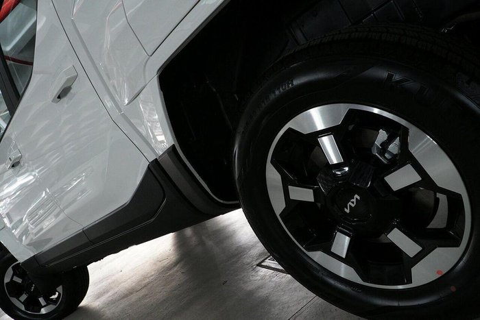 2025 Kia Tasman SX+