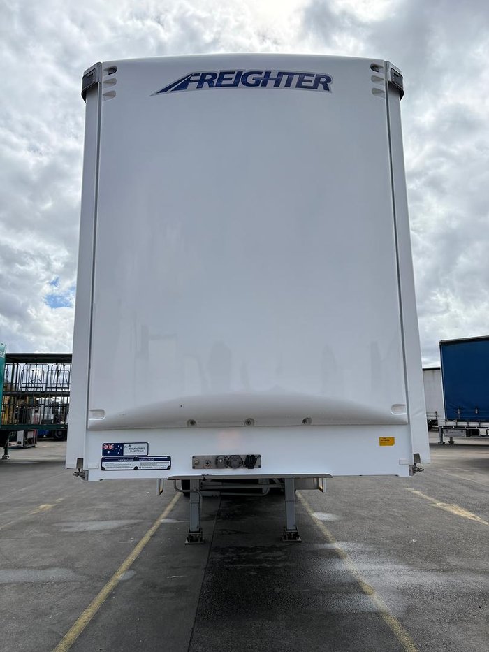 2024 MaxiTrans/CIMC St3 34 Pallet Sd B Double Curtain Siders