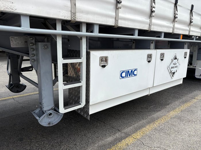 2024 MaxiTrans/CIMC St3 34 Pallet Sd B Double Curtain Siders