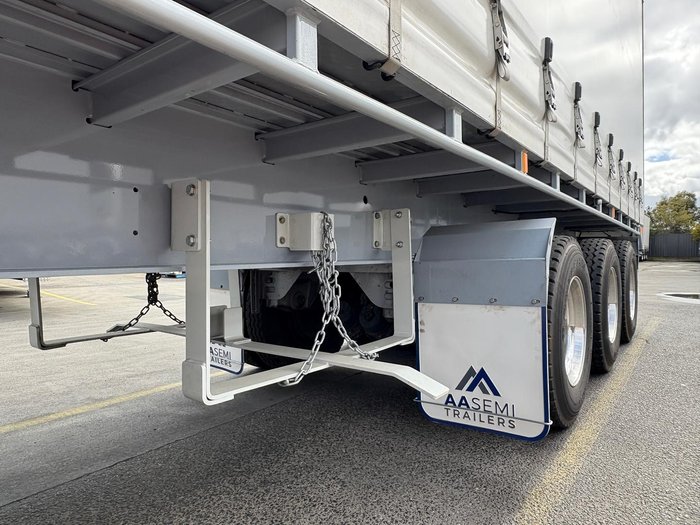 2024 MaxiTrans/CIMC St3 34 Pallet Sd B Double Curtain Siders