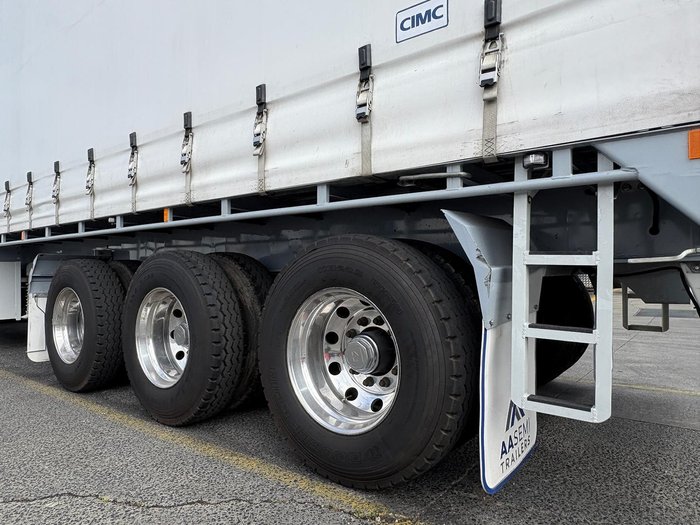 2024 MaxiTrans/CIMC St3 34 Pallet Sd B Double Curtain Siders