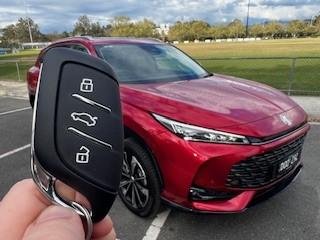 2025 MG HS Super Hybrid Essence AS33P MY25 Diamond Red