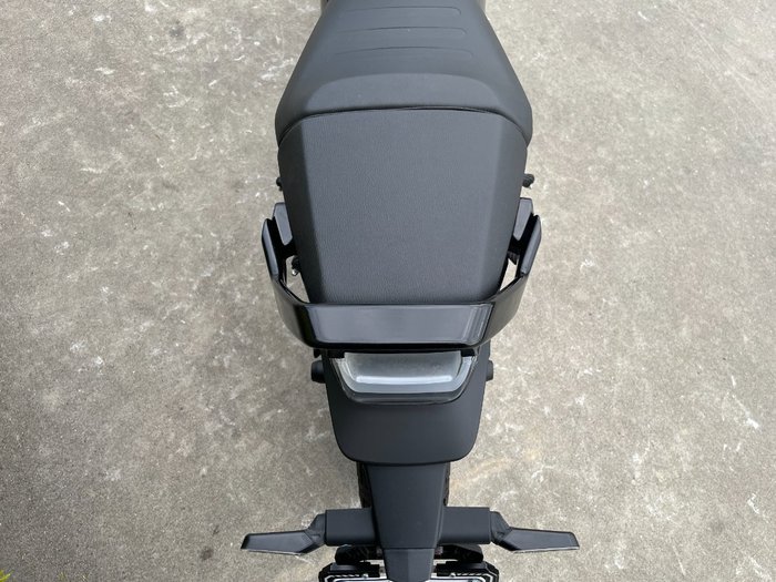 2024 Husqvarna SVARTPILEN 401 Grey