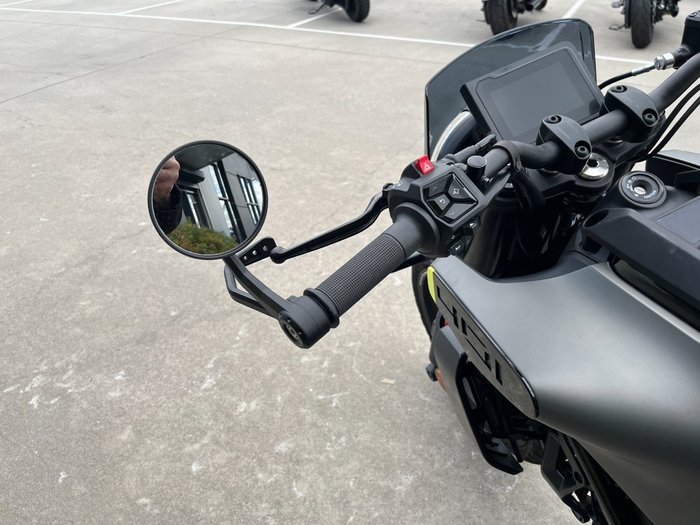 2024 Husqvarna SVARTPILEN 401 Grey