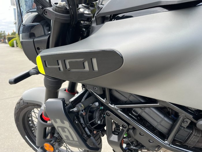 2024 Husqvarna SVARTPILEN 401 Grey