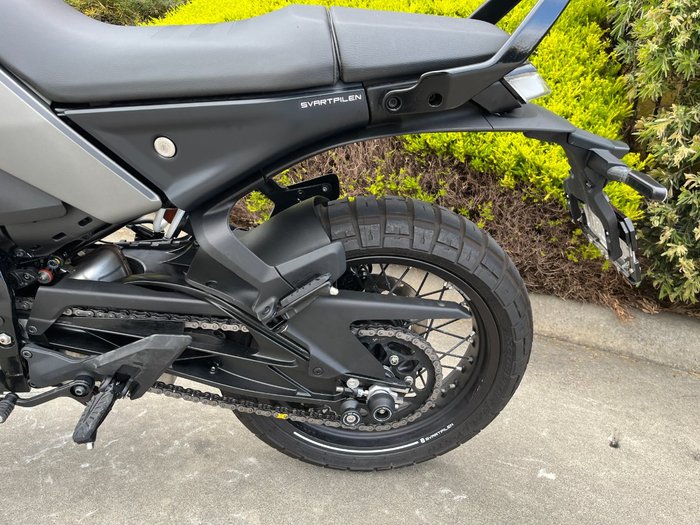 2024 Husqvarna SVARTPILEN 401 Grey
