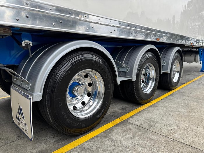 2011 Maxitrans St3 22 Pallet -28 Freezer Meat Hanger