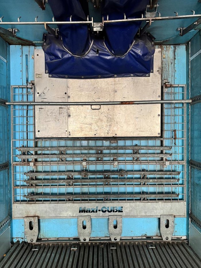2011 Maxitrans St3 22 Pallet -28 Freezer Meat Hanger Blue