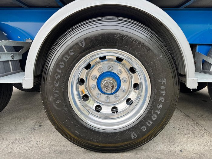 2011 Maxitrans St3 22 Pallet -28 Freezer Meat Hanger