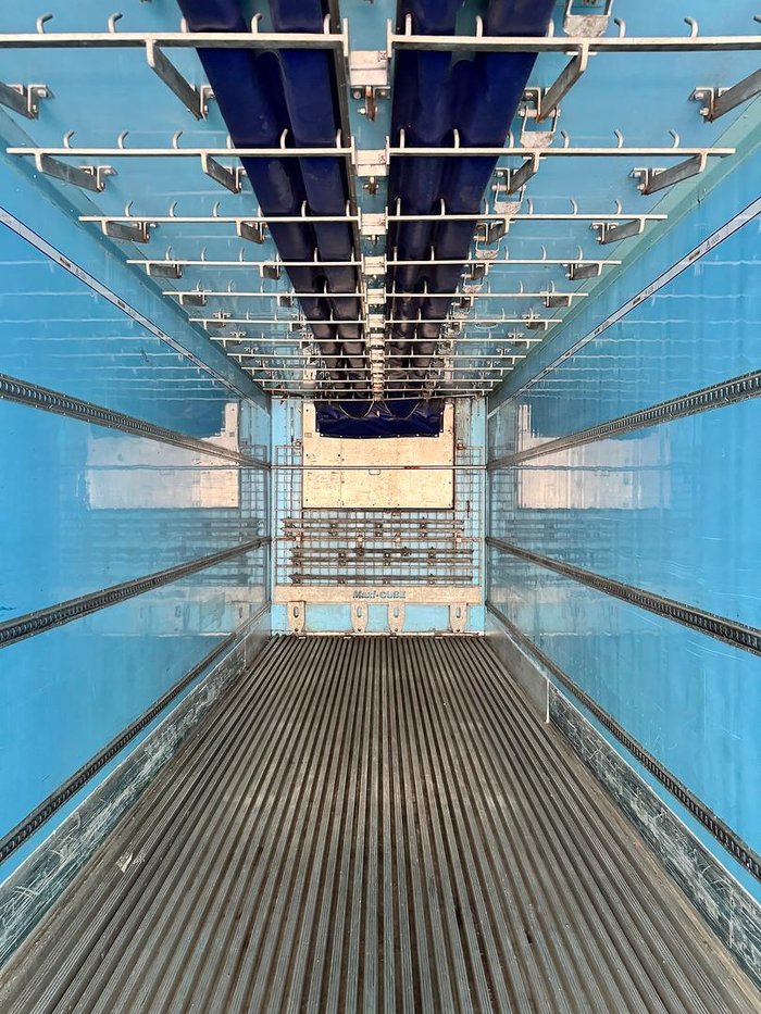 2011 Maxitrans St3 22 Pallet -28 Freezer Meat Hanger