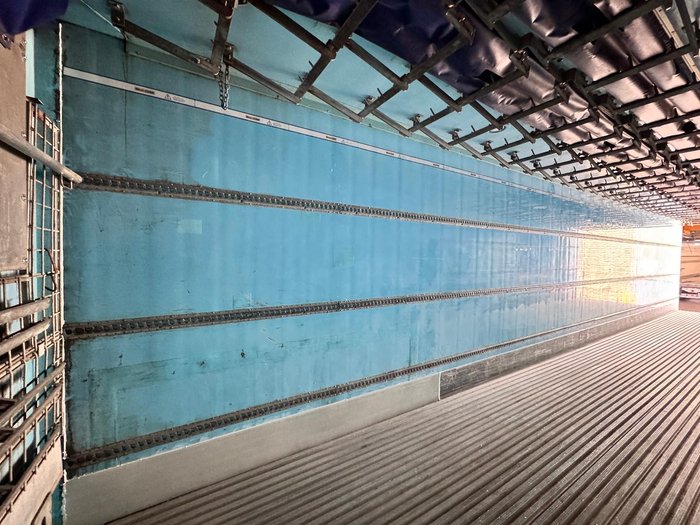 2011 Maxitrans St3 22 Pallet -28 Freezer Meat Hanger