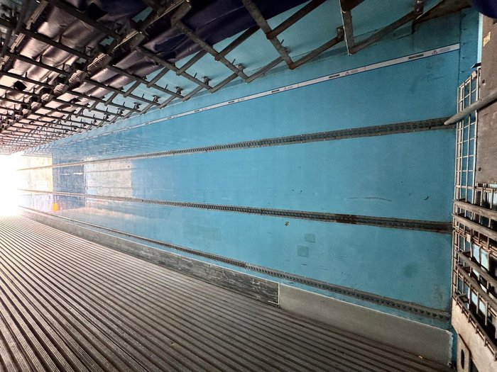 2011 Maxitrans St3 22 Pallet -28 Freezer Meat Hanger