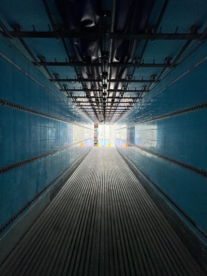 2011 Maxitrans St3 22 Pallet -28 Freezer Meat Hanger