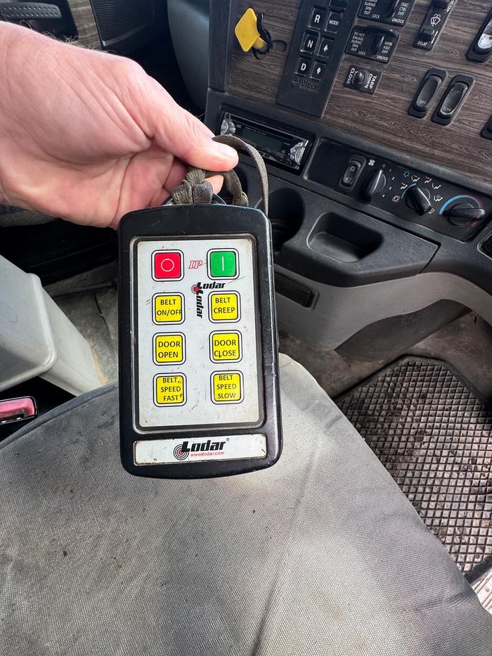 2012 Freightliner Columbia Cl112