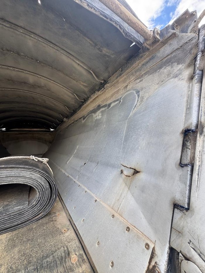 2012 Freightliner Columbia Cl112