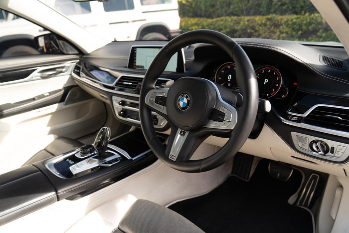 2017 BMW 7 Series M760Li xDrive G12 AWD Pure Metal Silver
