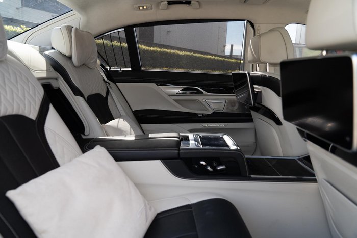 2017 BMW 7 Series M760Li xDrive G12 AWD Pure Metal Silver