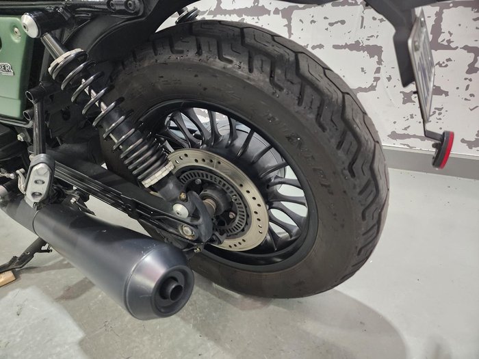 2021 Moto Guzzi V9 Bobber V9 Green