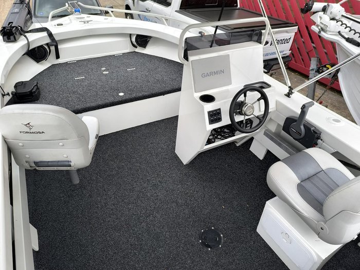 2023 Formosa SRT 525 Side Console