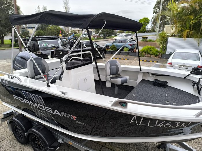 2023 Formosa SRT 525 Side Console