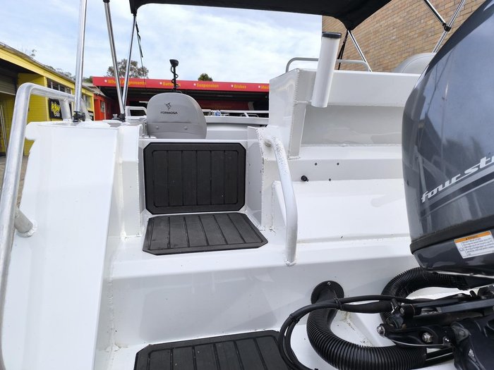 2023 Formosa SRT 525 Side Console
