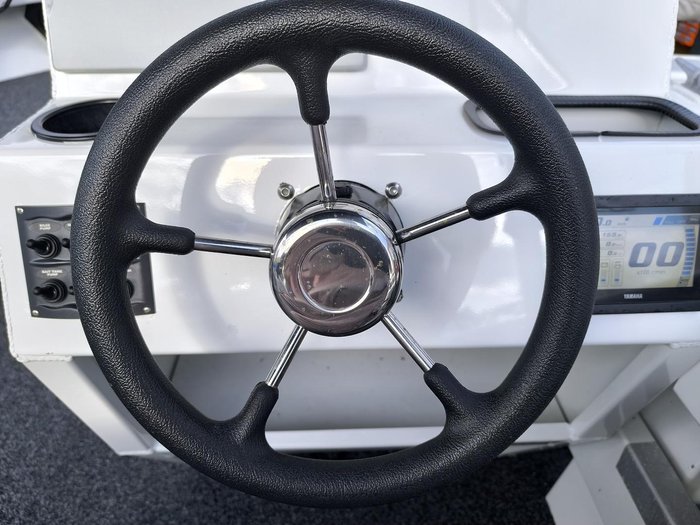 2023 Formosa SRT 525 Side Console