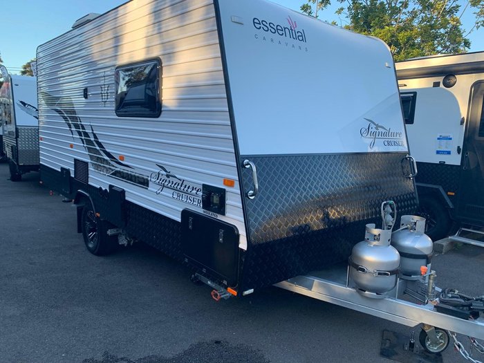 2019 Essential Caravans Signature Cruiser