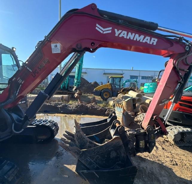 2022 Yanmar Vio80-1 Maroon
